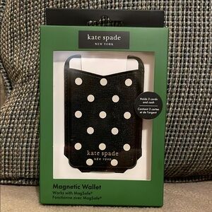 Kate Spade ♠️ Magnetic Card Holder